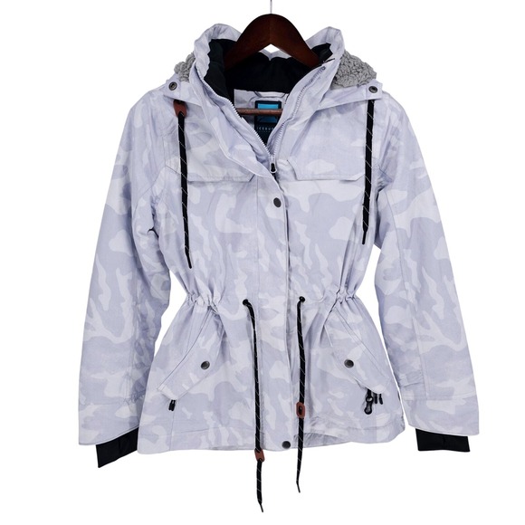 Iceberg Outerwear Winter Coat Womens Small Camo Cinch Waist Sherpa Lined Hood‎